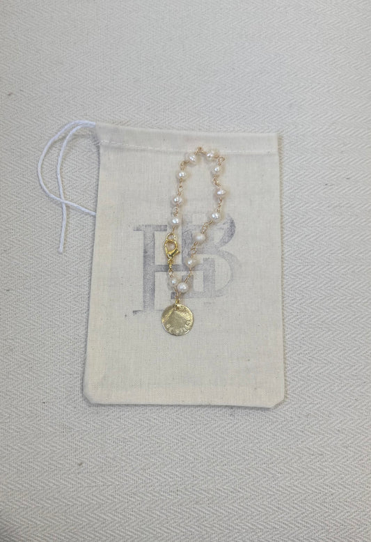 Be Still Pearl Bracelet
