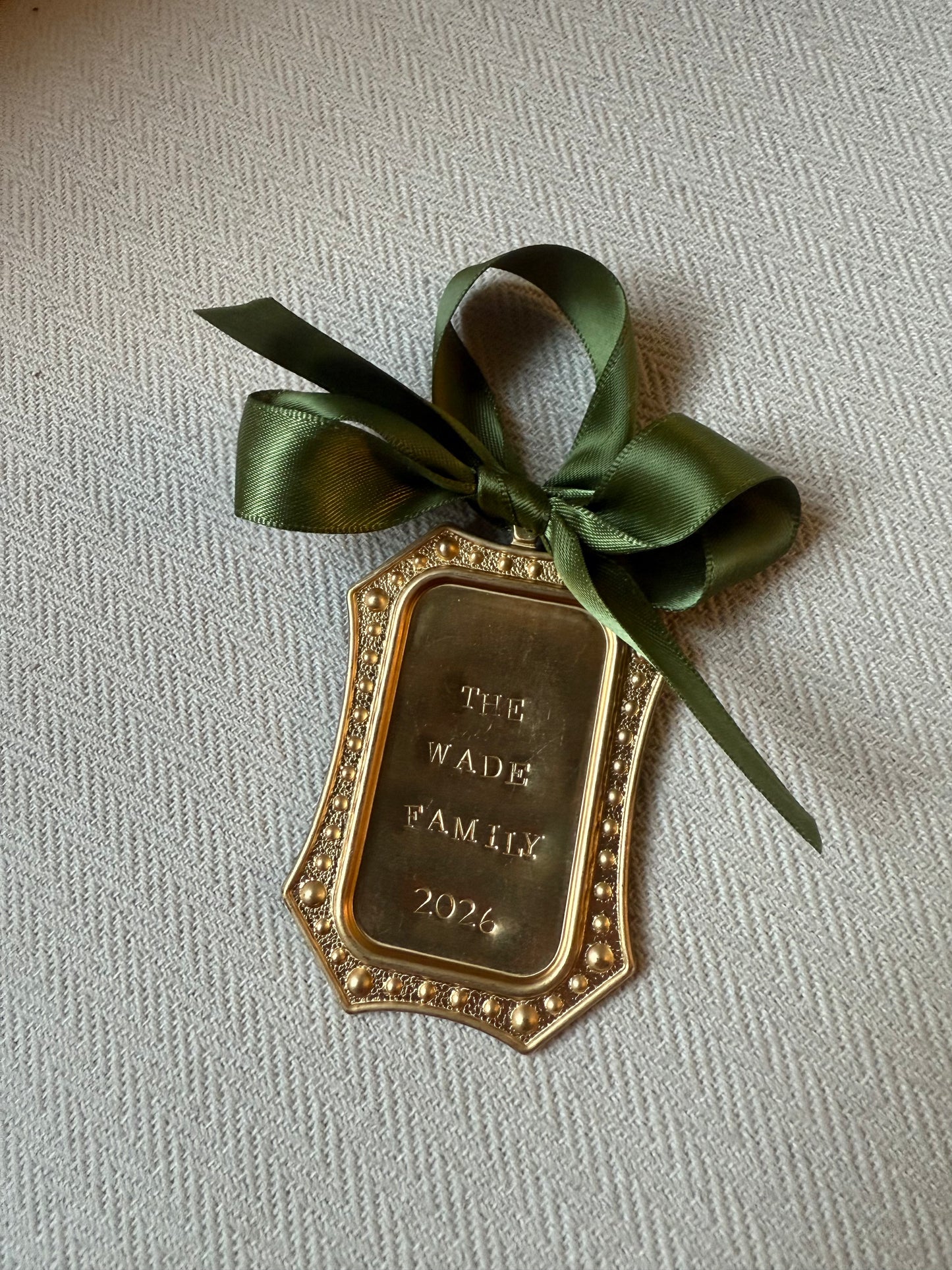 Vintage Crest Ornament