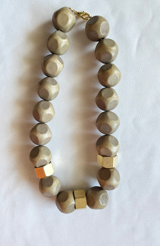 Melissa Choker