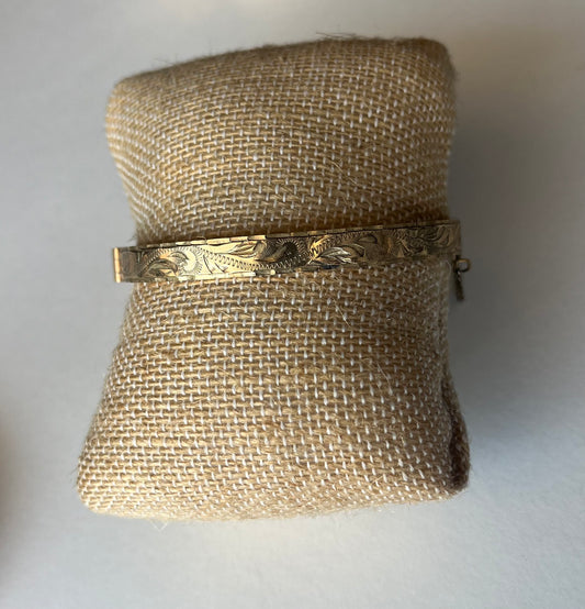 Lila Vintage Bangle