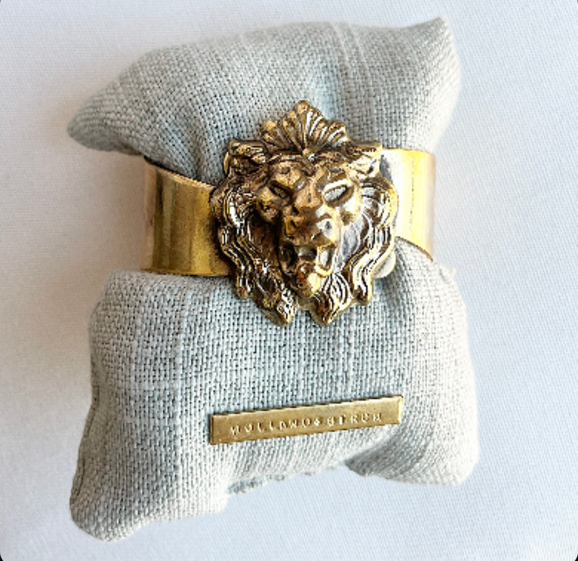 Round Top Lion Cuff